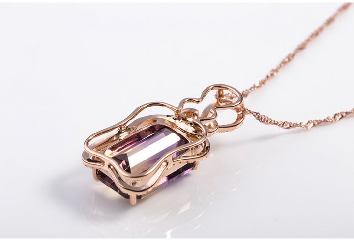 Pendant luxurious gem colors European style necklace