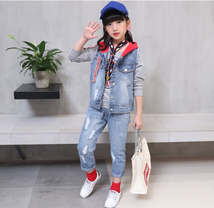 Little girl Korean style denim spring and autumn  3pcs set