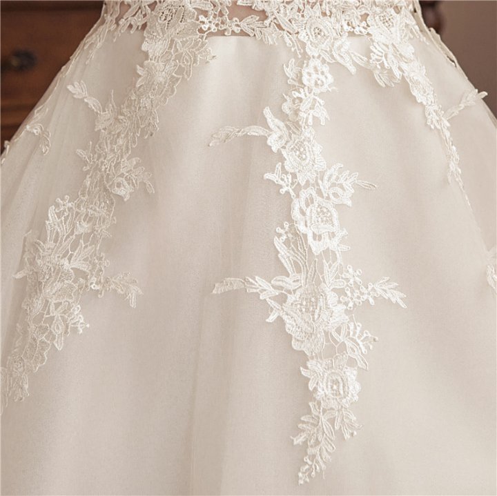 Trailing floor length wedding dress bride formal dress