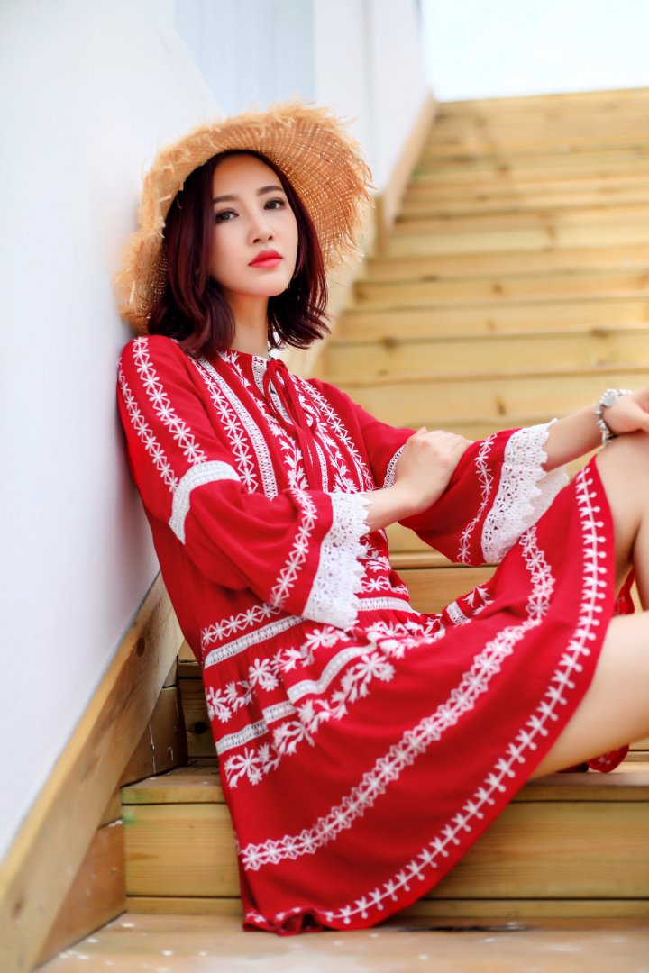 National style long embroidery lady dress for women