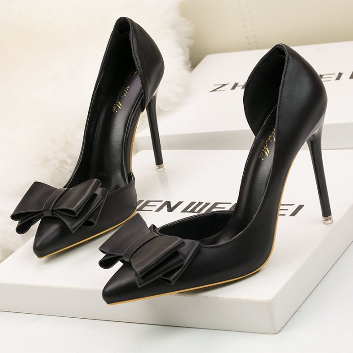 Hollow bow shoes Korean style sweet high-heeled shoes