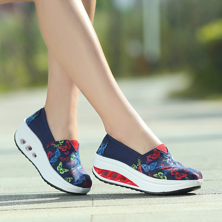 Breathable shoes thick crust shake shoes for women