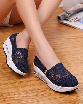Mesh thick crust sports student shoes for women
