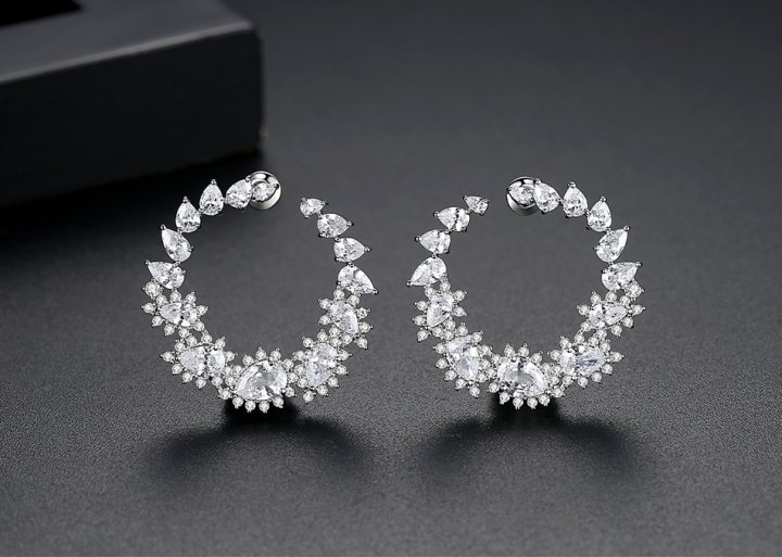 Banquet creative earrings fashion stud earrings for women