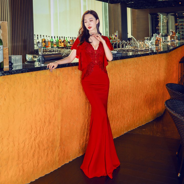 Red long evening dress wedding dress for women