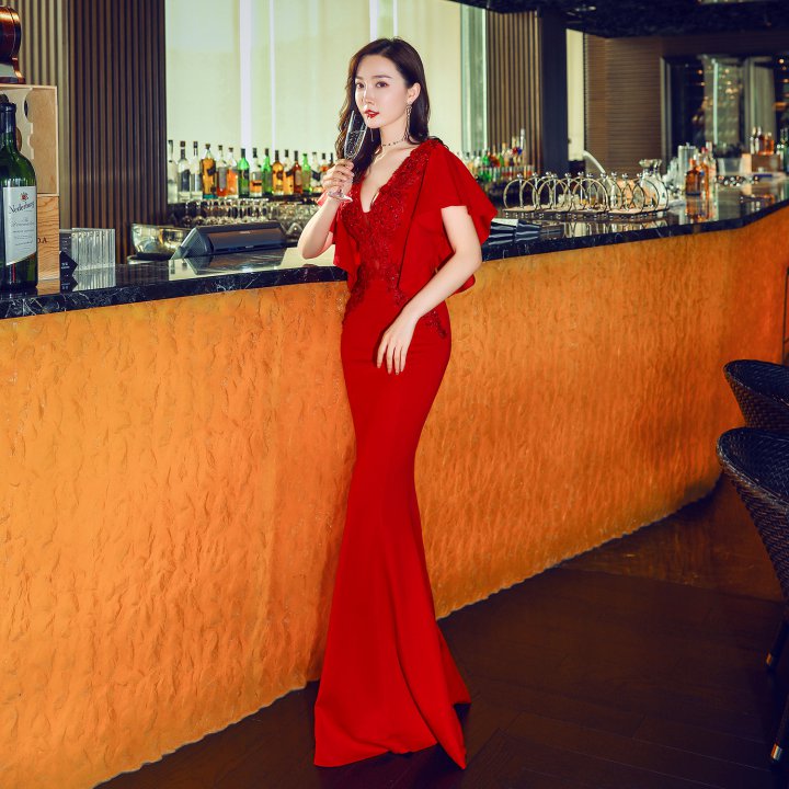 Red long evening dress wedding dress for women