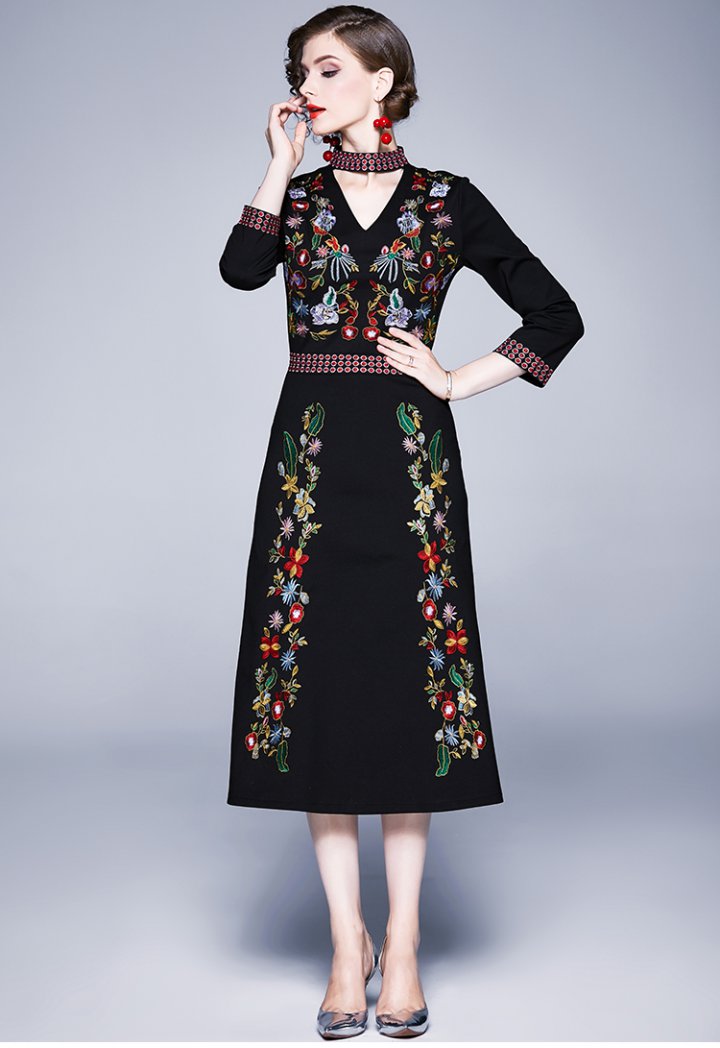 Fashion embroidery dress retro temperament long dress