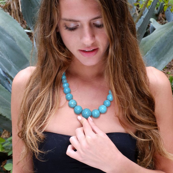 Short turquoise clavicle necklace beads accessories a set