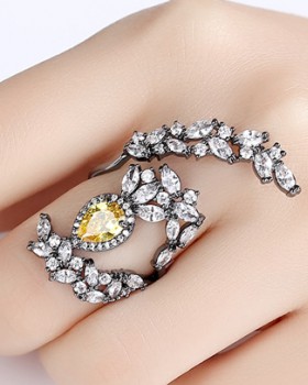 Opening personality exaggeration European style ring