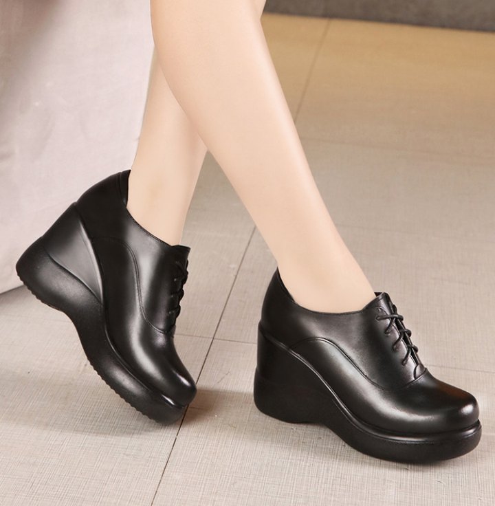 Winter soft soles platform shoes thick crust shoes for women