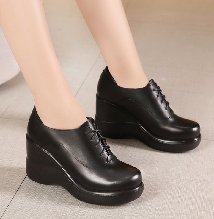 Winter soft soles platform shoes thick crust shoes for women