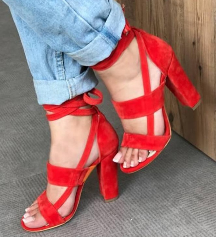 Thick high-heeled large yard spring and summer bandage sandals