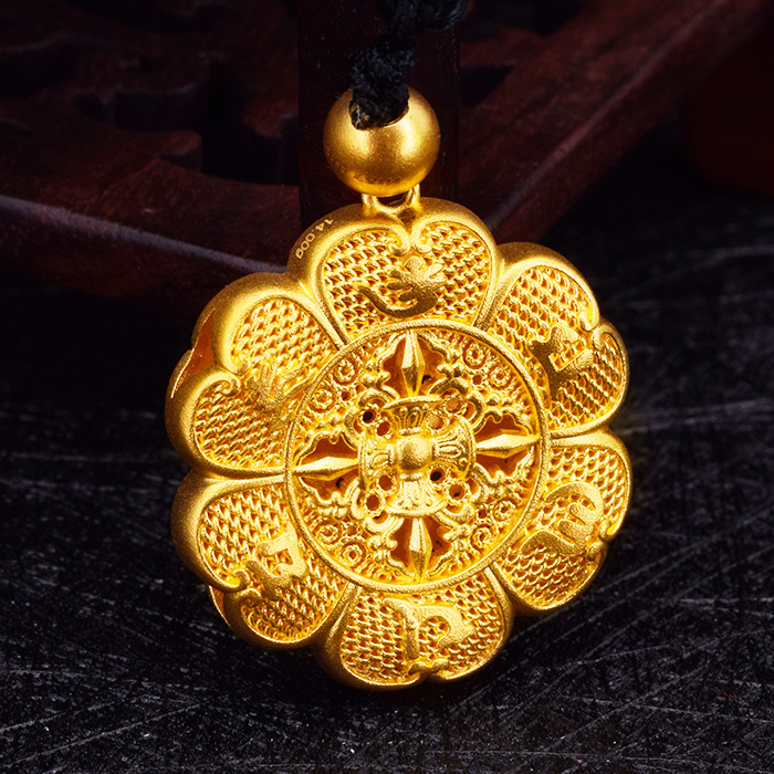 Pendant gold flowers necklace