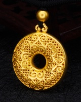 Hollow through flowers fashion gold necklace for women