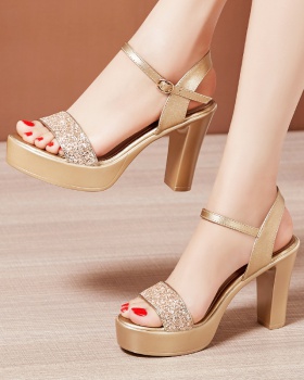 Large yard rome thick summer high-heeled sandals