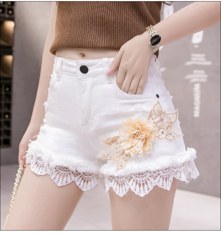 All-match snow white flowers micro-bomb short jeans