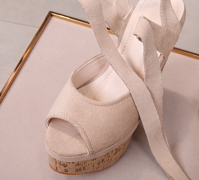 Big slipsole platform high-heeled sandals for women
