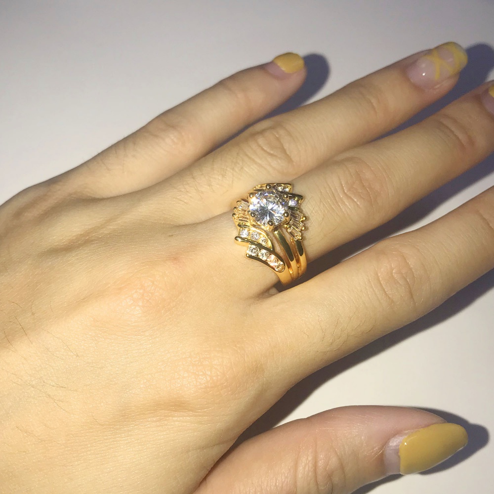 Irregular gold European style rhinestone ring for women