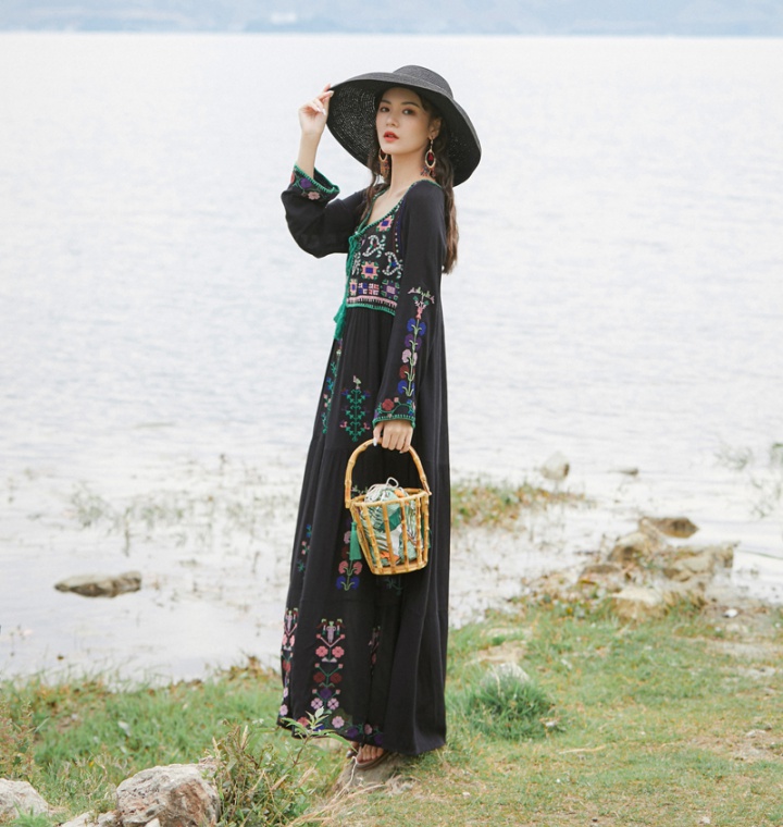 Cotton linen national style embroidered long dress