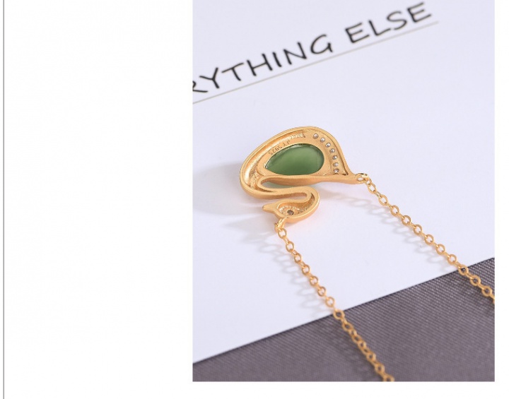 Chain clavicle necklace pendant jade
