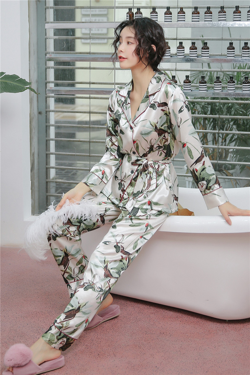 Lapel long sleeve Korean style printing pajamas a set for women