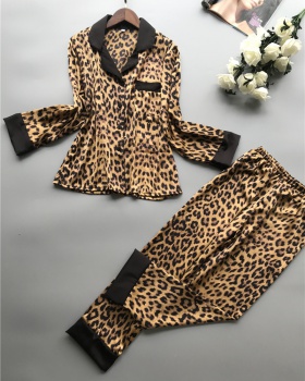 Long sleeve spring and summer pajamas a set for women