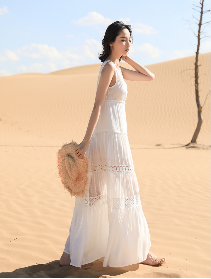 V-neck lady seaside beach dress white tender strap dress
