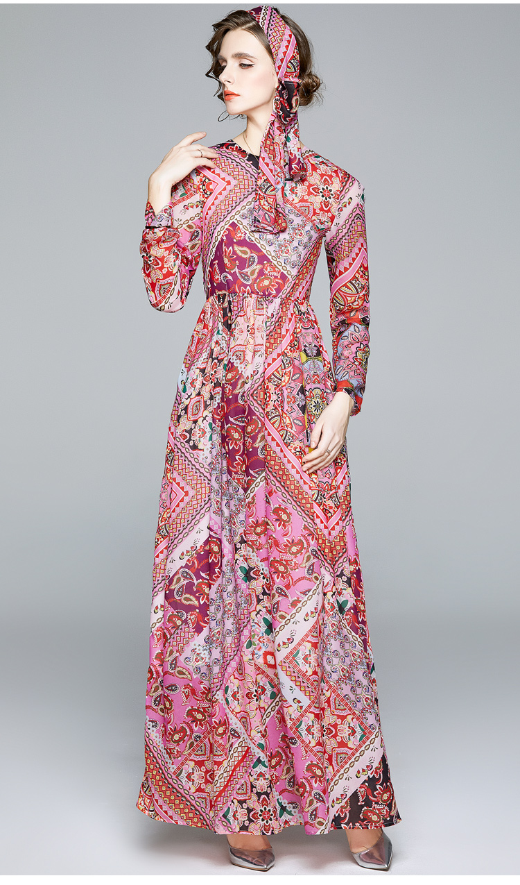 Lined with scarves dress big skirt printing long dress