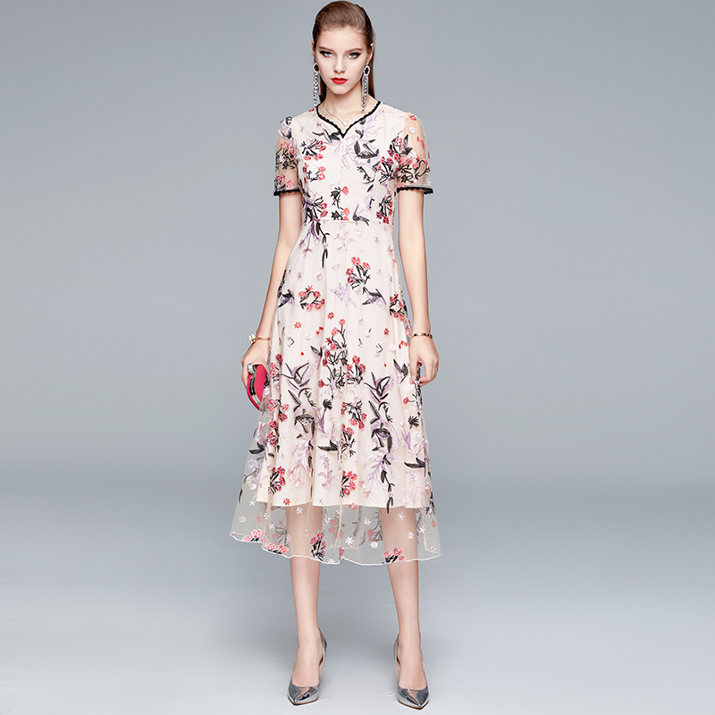 Summer floral embroidery pinched waist long slim gauze dress