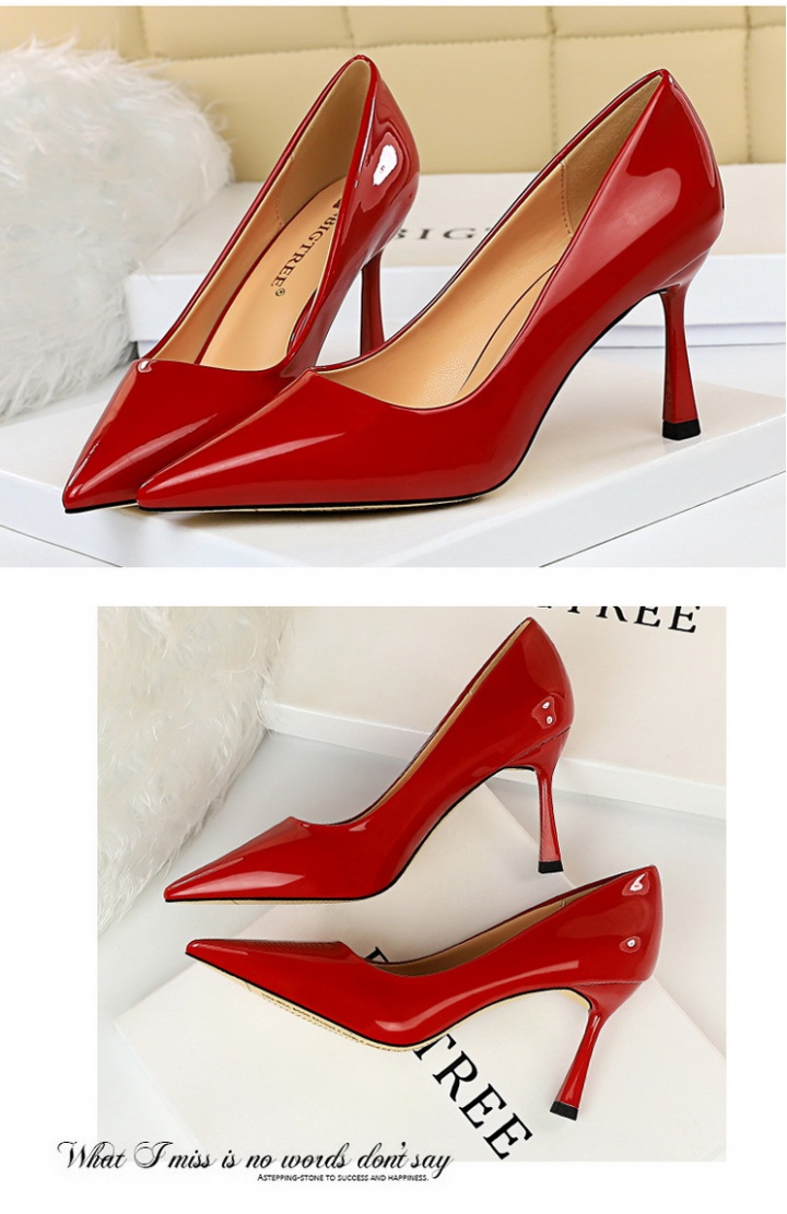 Low pointed high-heeled shoes patent leather sexy stilettos