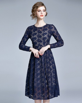 Lace long slim European style dress