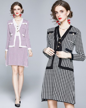 Western style Cover belly skirt knitted coat 2pcs set