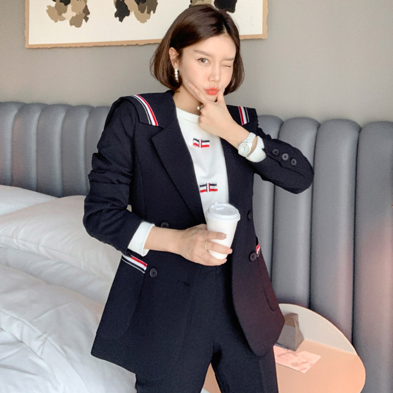 Stripe coat business suit a set for women