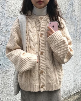 Knitted wears outside cardigan loose long sleeve sweater