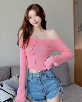 All-match flat shoulder sweater bottoming tops for women