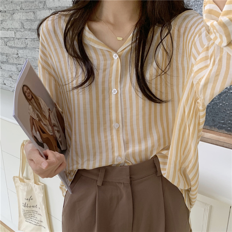 Long sleeve loose lapel Korean style simple shirt