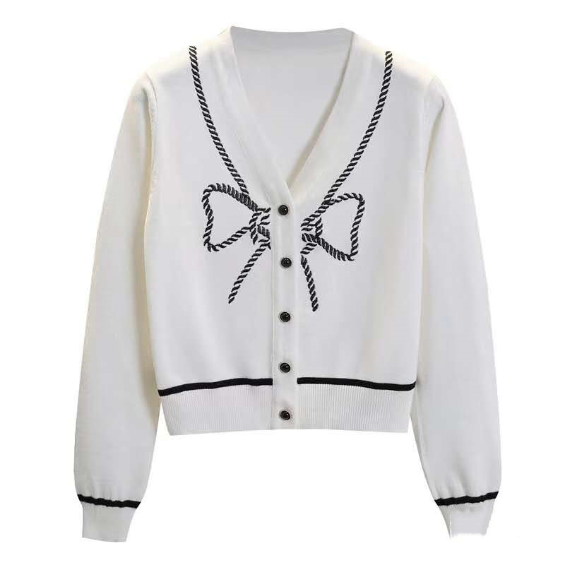 Tender long sleeve sweater embroidery short cardigan