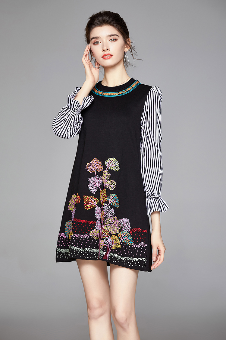 Autumn splice embroidered stripe dress for women