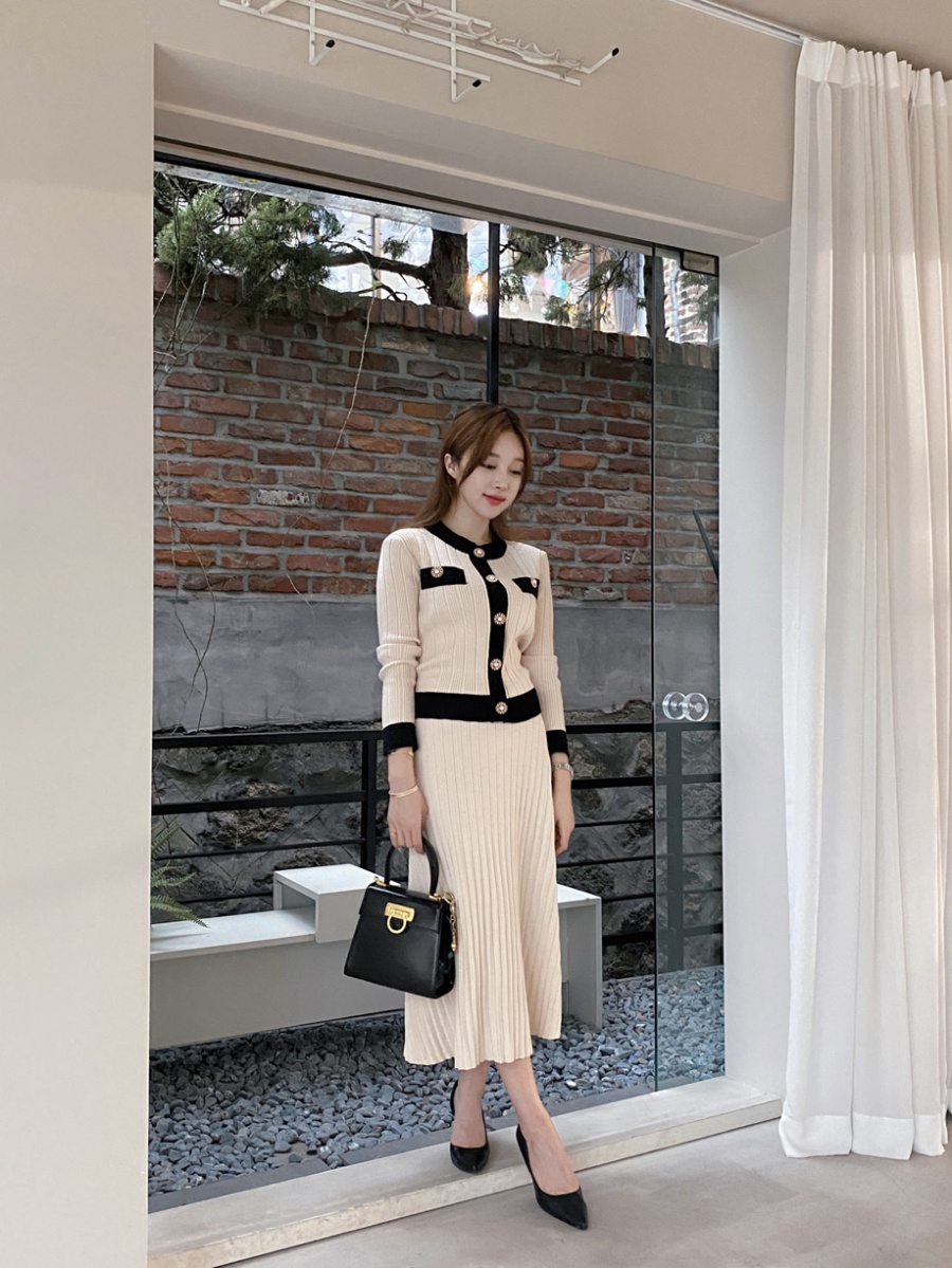 Korean style skirt cardigan 2pcs set for women