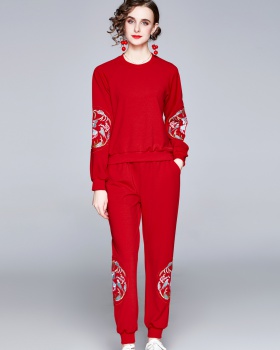 Fashion embroidery modern retro hoodie 2pcs set for women