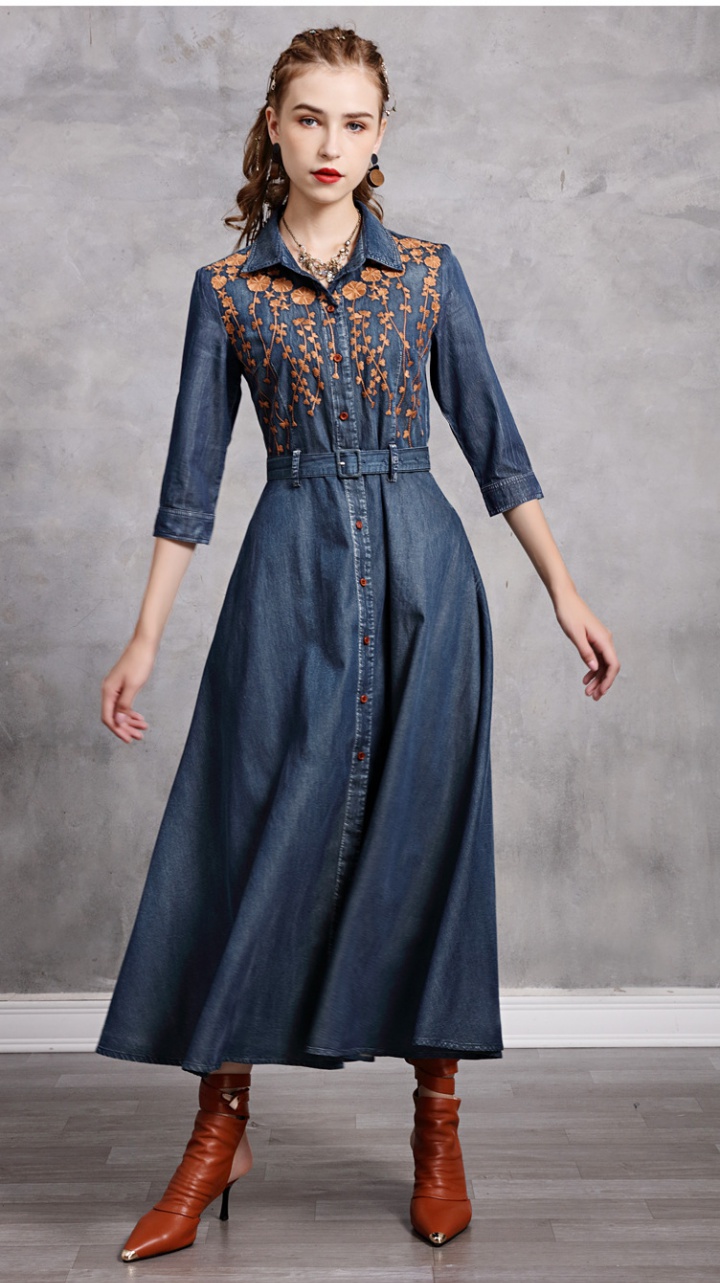 Embroidery autumn pinched waist dress for women
