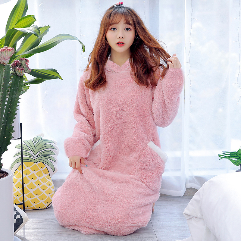 Autumn and winter lovely thick flannel hooded night dress