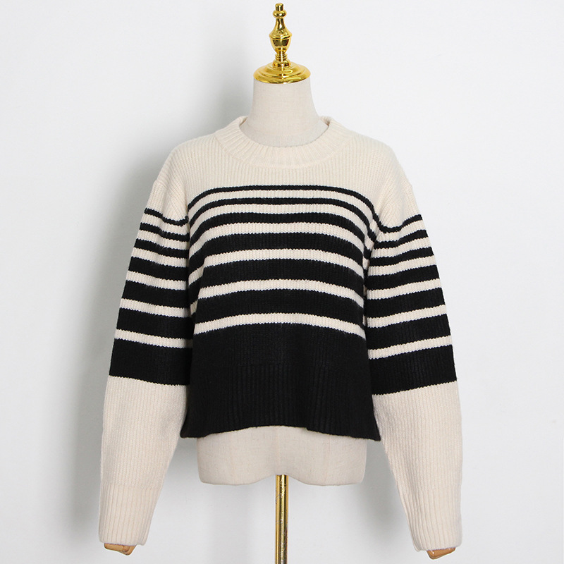 Bat sleeve temperament knitted Casual loose sweater