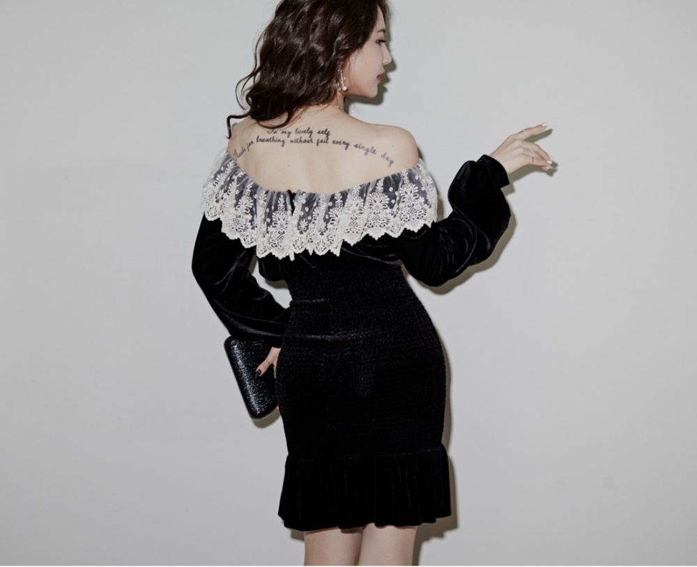 Korean style package hip T-back lace long sleeve dress