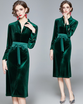 V-neck dark-green long dress retro temperament dress