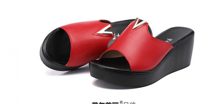 Middle-heel large yard platform fashion slippers for women