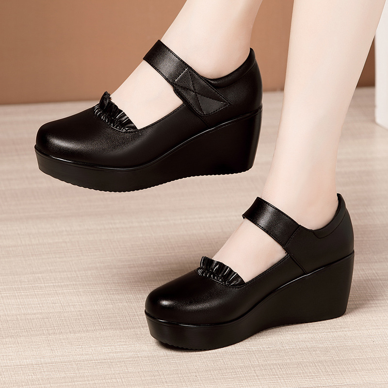 Slipsole round platform soft soles shoes for women