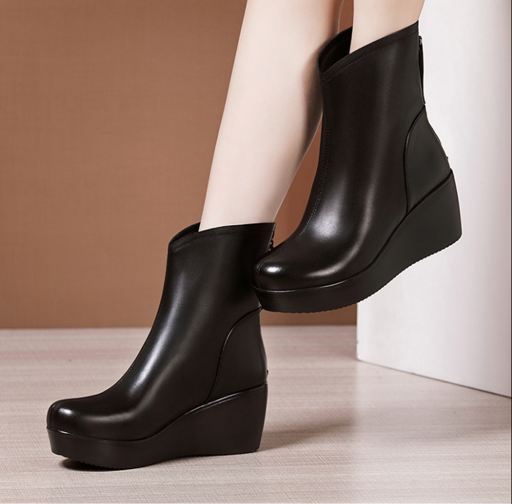 Autumn and winter large yard platform slipsole boots