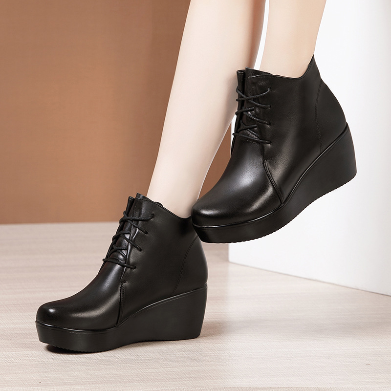 All-match thick crust short boots slipsole platform for women