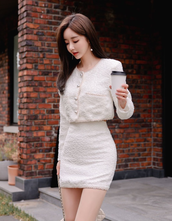 Fashion and elegant winter skirt short tops 2pcs set